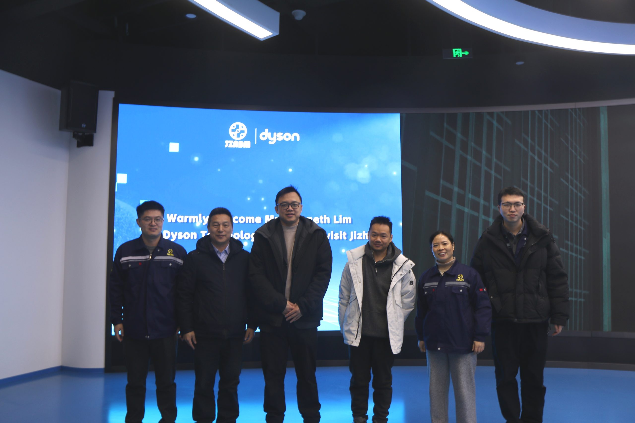 Dyson UK Visits JZABM Headquarters to Explore New Collaboration in Balancing Technology - 회사 소식 - 1